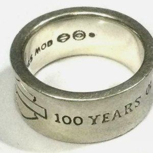 Vintage sterling silver band ring 7 100 yrs